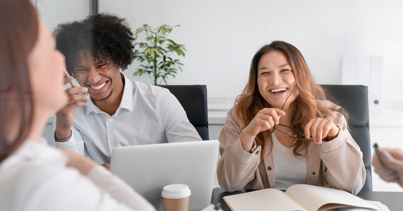 office-workers-working-together-as-team